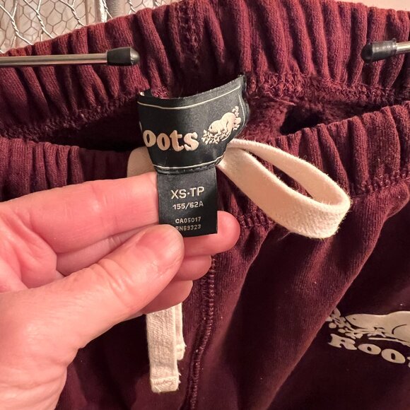 ROOTS Burgandy Sweatpants - Picture 3 of 4